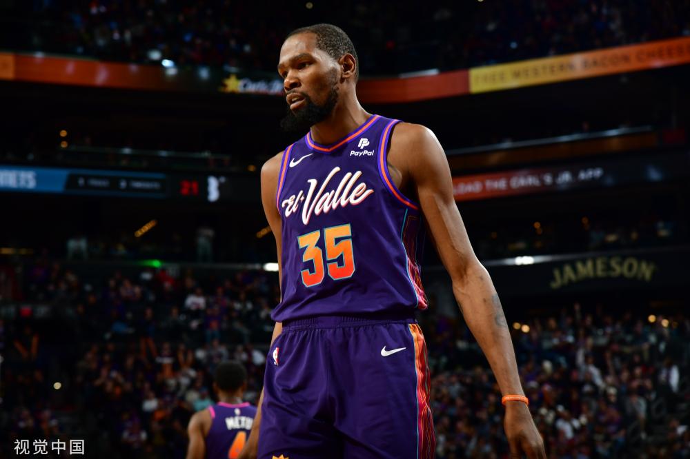 者的数量呈 者的数量呈